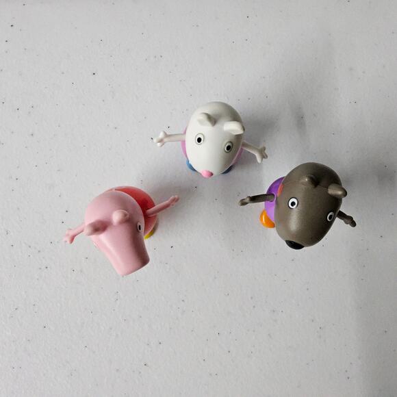 Peppa Pig‎ Suzie Sheep Danny Dog Figurines Toys - Picture 2 of 7